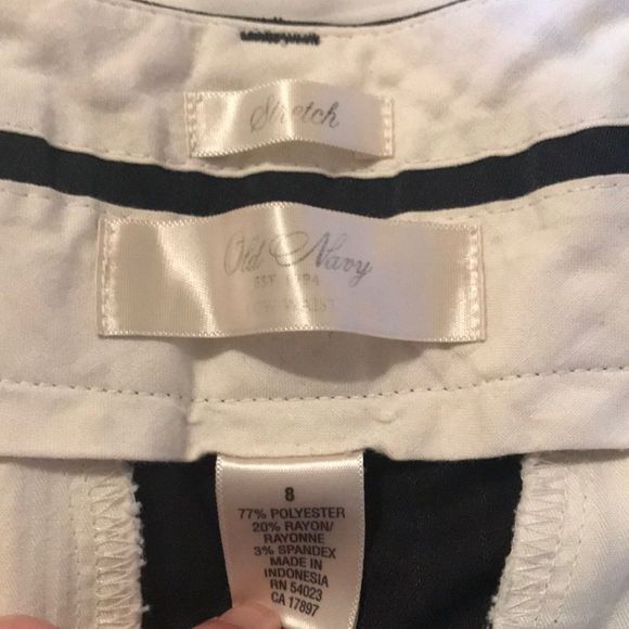 Old Navy Low Waist Stretch Capri Pants, Size 8 - Picture 5 of 5